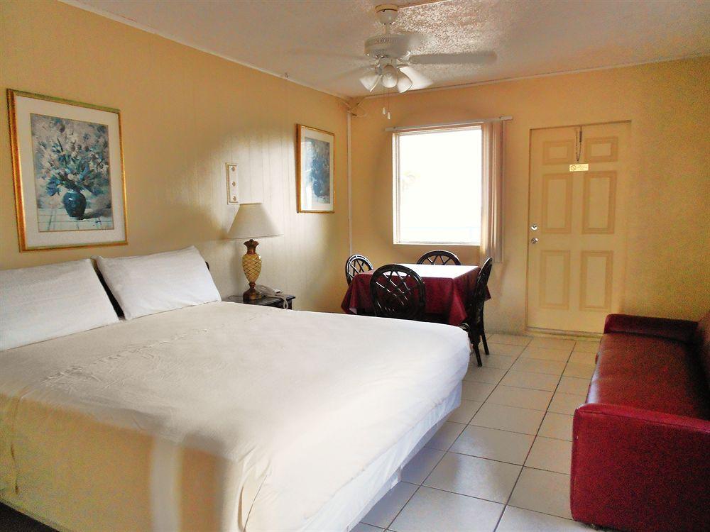 Diane Oceanfront Suites Hollywood Kültér fotó